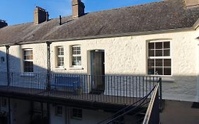 Christie Cottage Trinity Mews